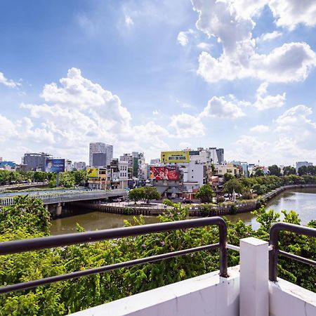 Cozy Riverview Of Livinginn ホーチミン市 エクステリア 写真