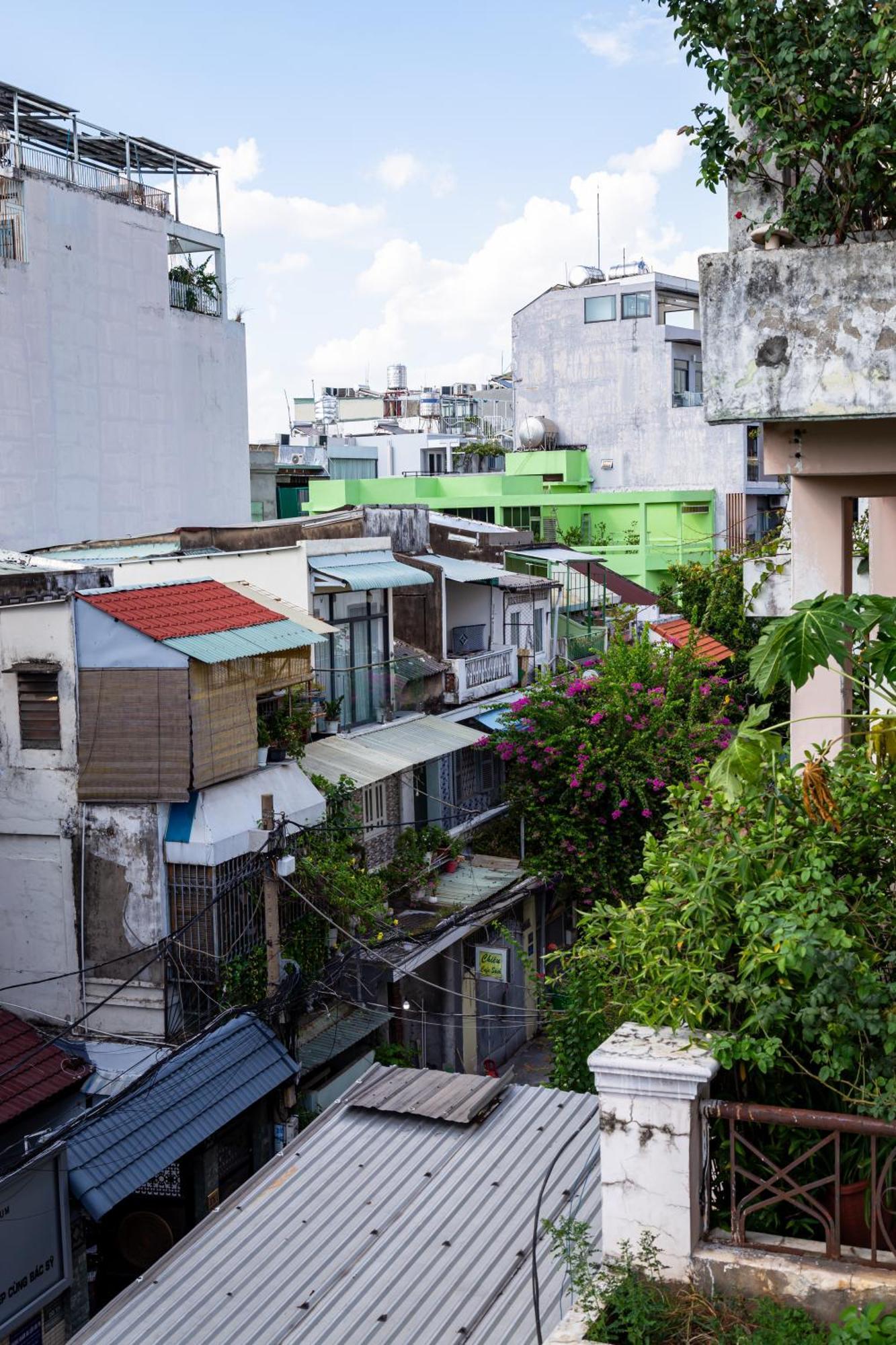 Cozy Riverview Of Livinginn ホーチミン市 エクステリア 写真